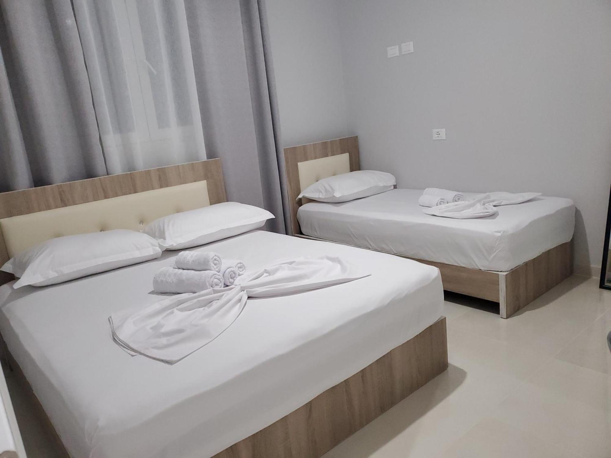 Twins Apartment Përmet Szoba fotó